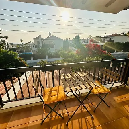 Arya Seaview In The Heart Of (adults Only)