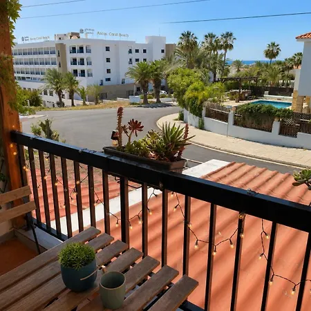 Seaview By Aria-walk To (adults Only) *